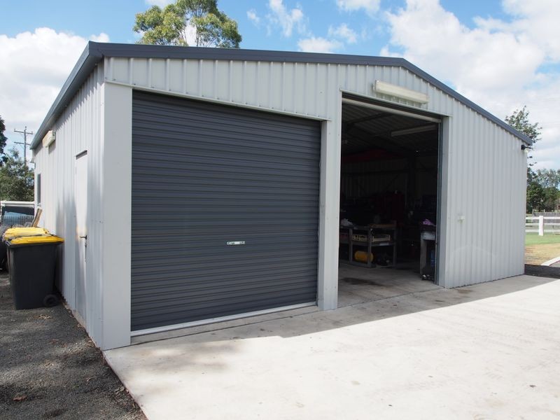 17 Mark Road, Branyan QLD 4670