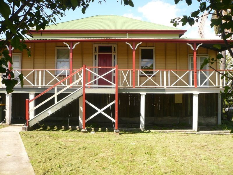 24 Scotland Street, Bundaberg East QLD 4670