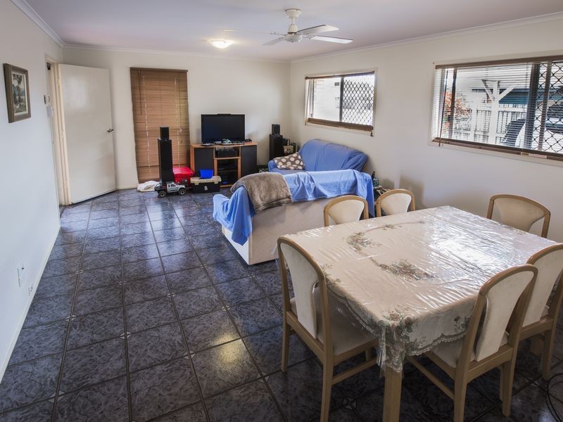 12 McCrohon Street, Avenell Heights QLD 4670