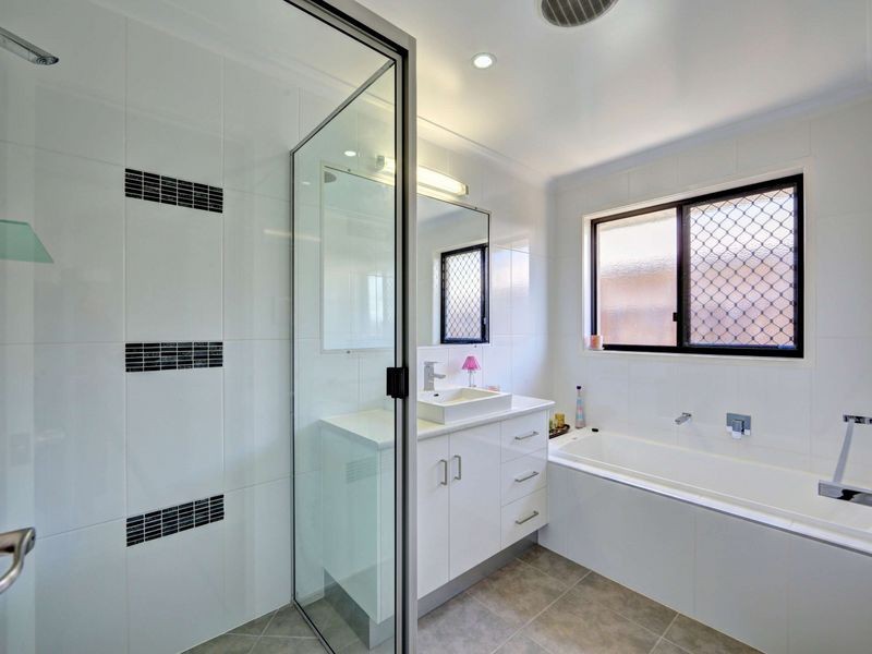 5 Gum Nut Drive, Ashfield QLD 4670
