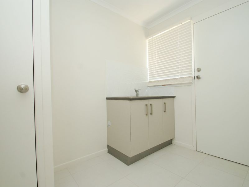2/3 Mezger Street, Kalkie QLD 4670