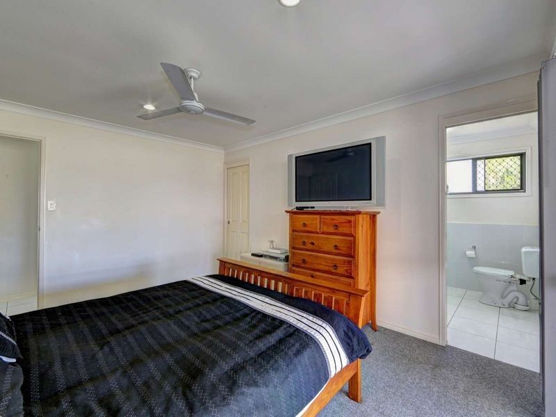 43 Bisdee Street, Coral Cove QLD 4670