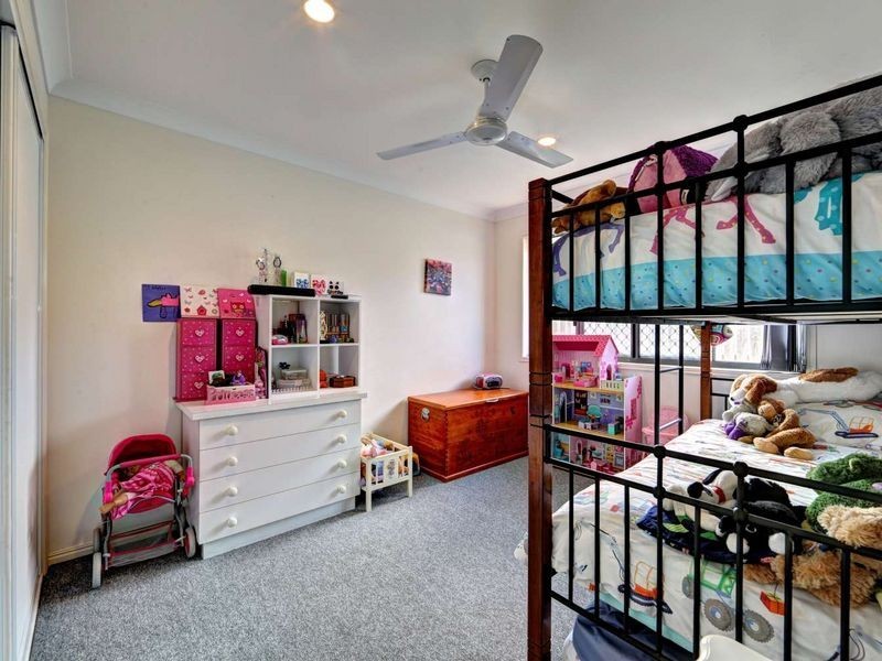 43 Bisdee Street, Coral Cove QLD 4670