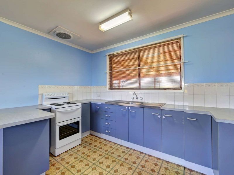 11 Russell Street, Bundaberg North QLD 4670