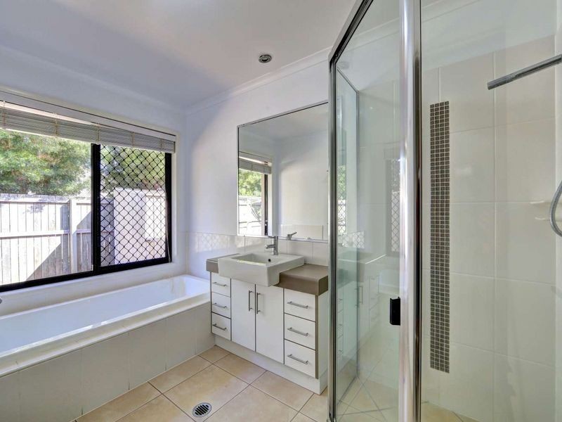 5 Garden View Court, Kalkie QLD 4670