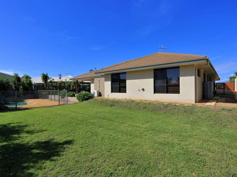 5 Garden View Court, Kalkie QLD 4670