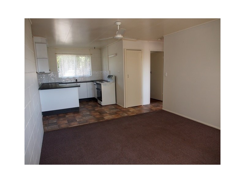 4/27a Payne Street, Millbank QLD 4670