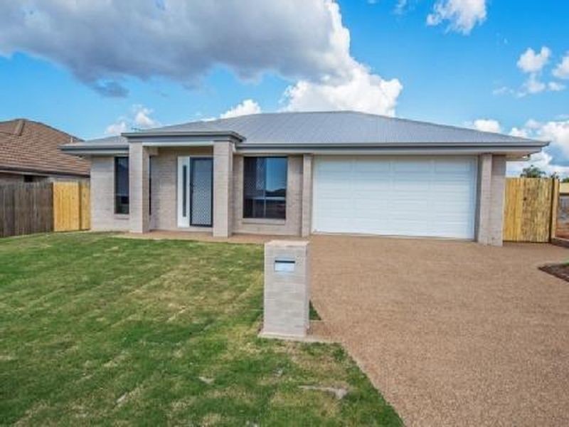27 Mountney Street, Avoca QLD 4670