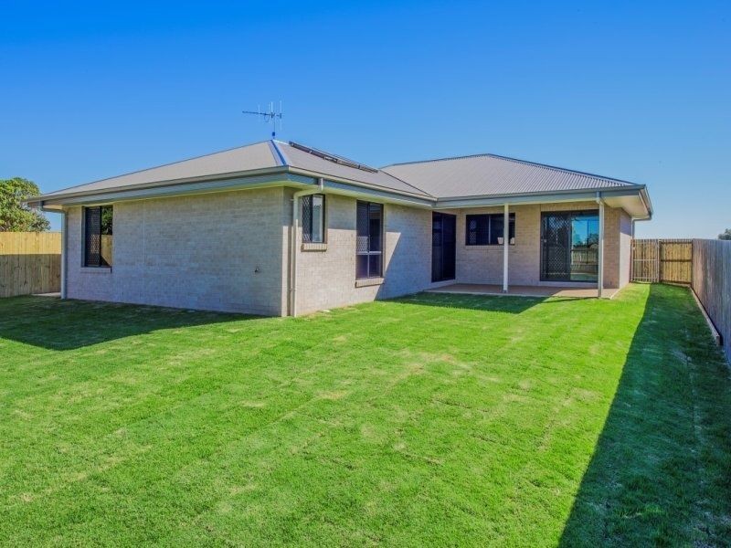 27 Mountney Street, Avoca QLD 4670