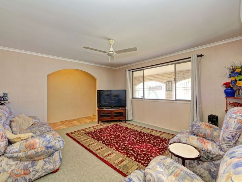 6 Gray Ave, Bundaberg South QLD 4670