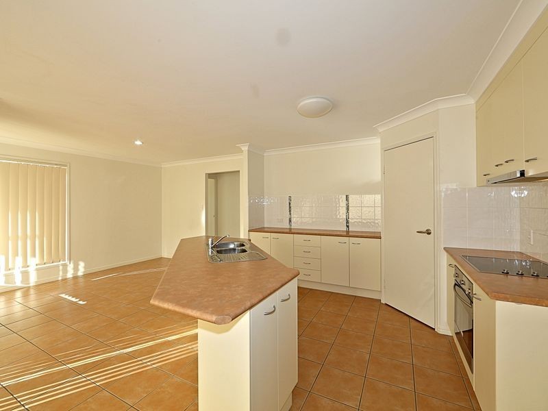 3 Halloran Court, Thabeban QLD 4670