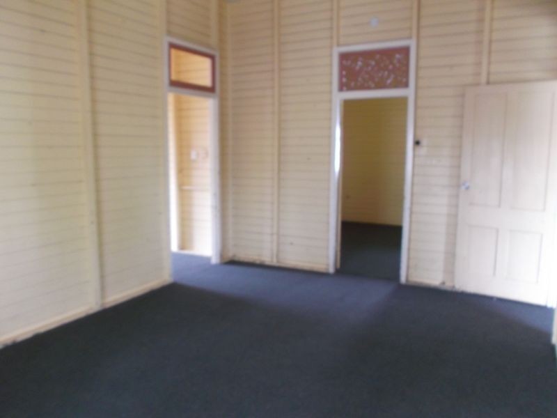 24 Scotland Street, Bundaberg East QLD 4670