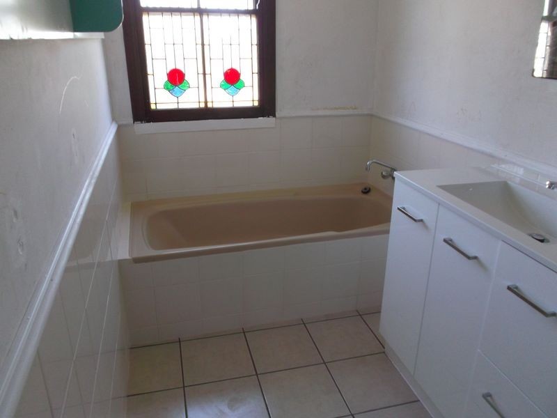 24 Scotland Street, Bundaberg East QLD 4670