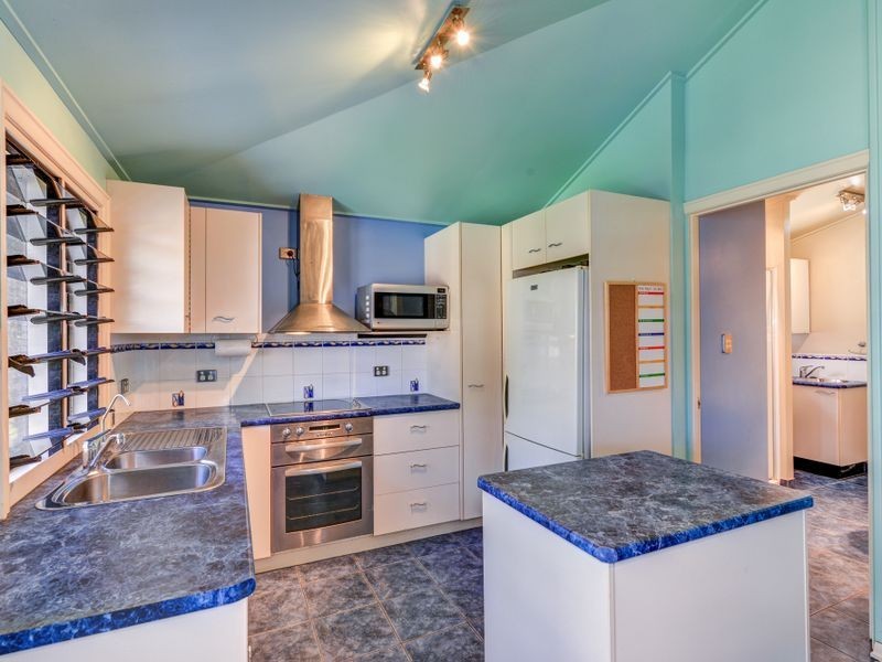 93 Colman Street, Walkervale QLD 4670