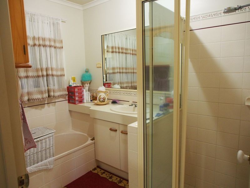 27 Franklin Street, Bundaberg South QLD 4670