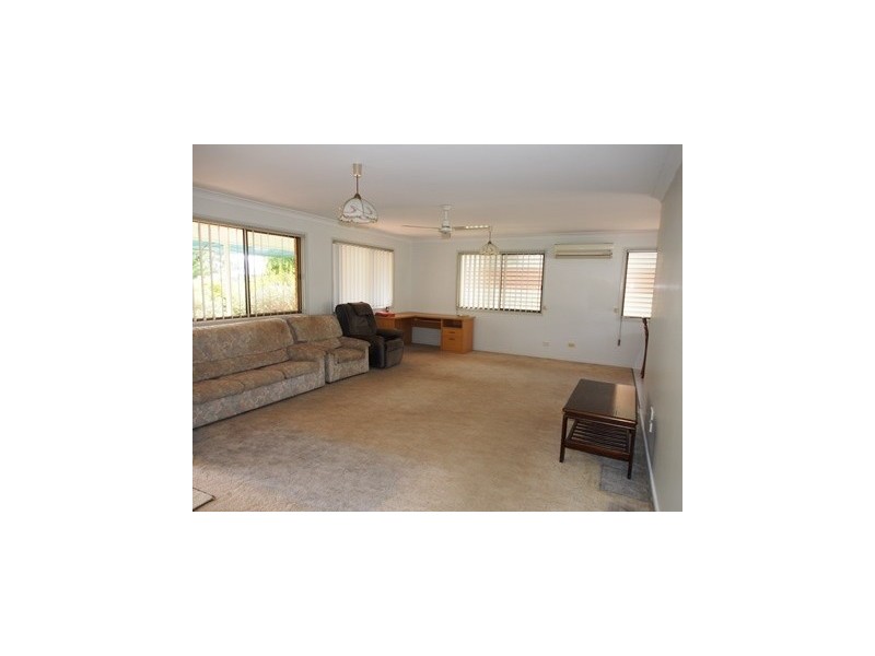 35 Park Royal Drive, Branyan QLD 4670