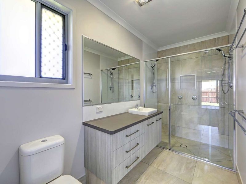 14 Palermo Avenue, Ashfield QLD 4670