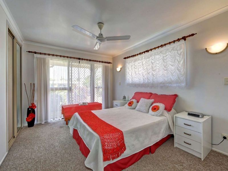 5 Crest Court, Avoca QLD 4670