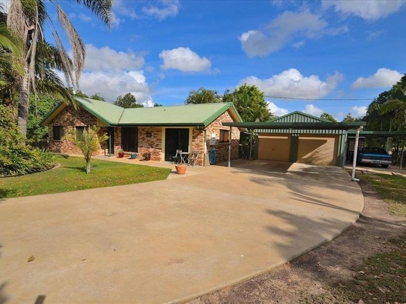 318 Gordons Road, Alloway QLD 4670