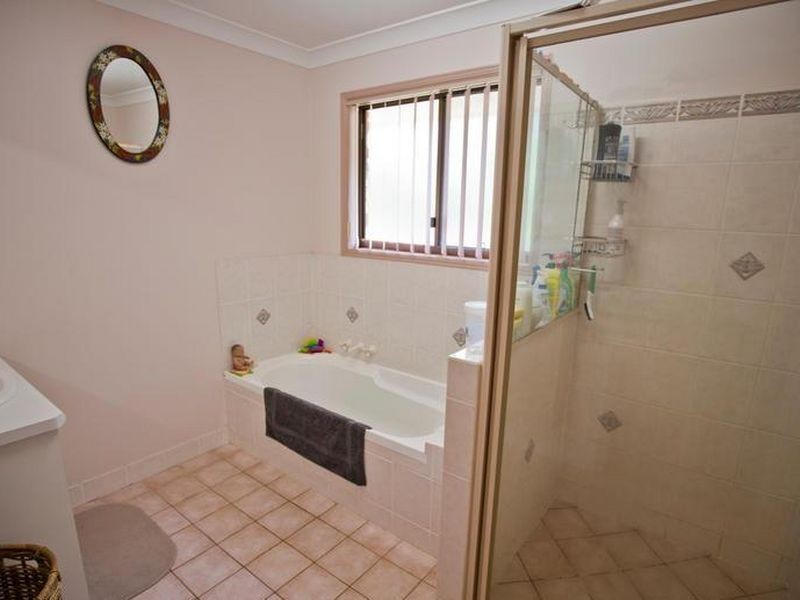318 Gordons Road, Alloway QLD 4670