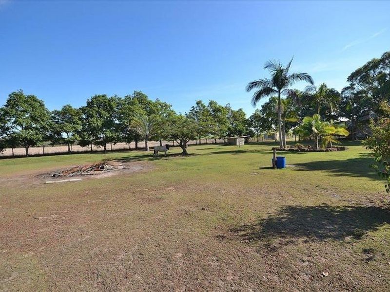 318 Gordons Road, Alloway QLD 4670