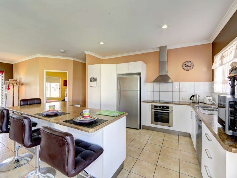 14 Bendidee Court, Branyan QLD 4670