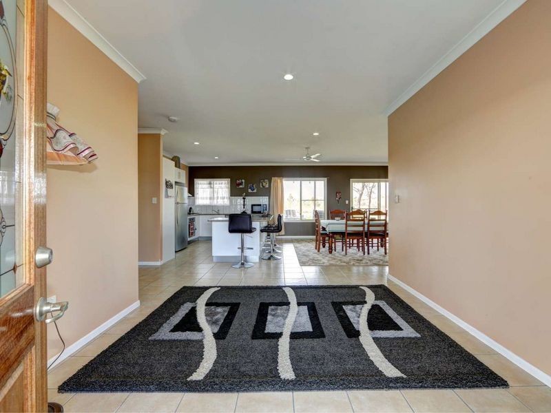 14 Bendidee Court, Branyan QLD 4670