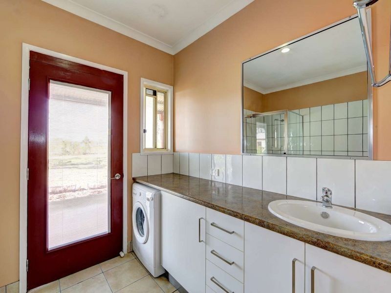 14 Bendidee Court, Branyan QLD 4670