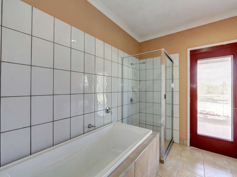 14 Bendidee Court, Branyan QLD 4670