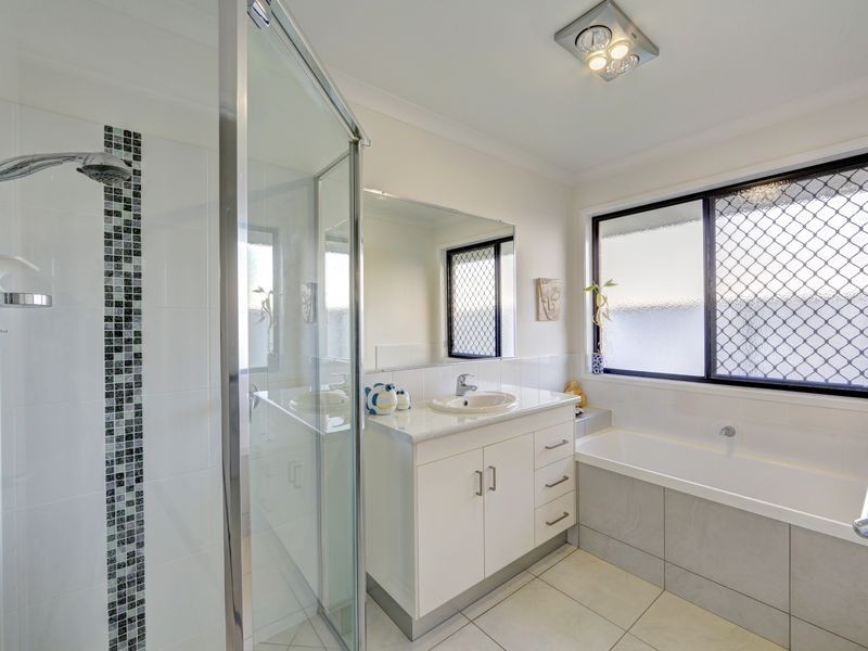 32 Longview Street, Ashfield QLD 4670
