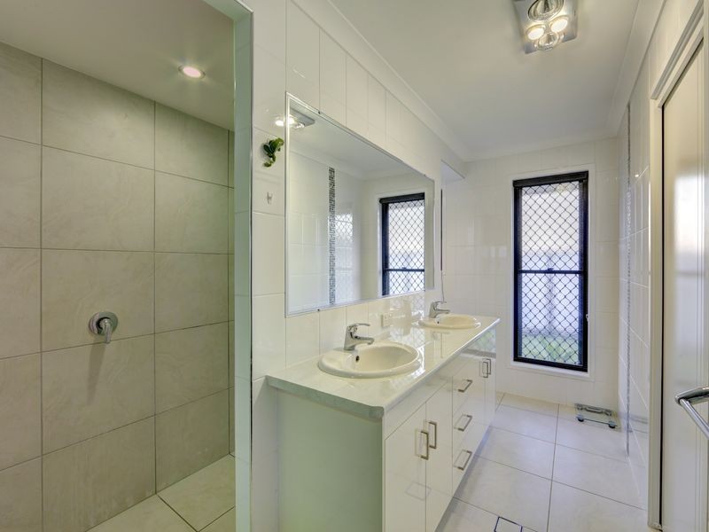 32 Longview Street, Ashfield QLD 4670