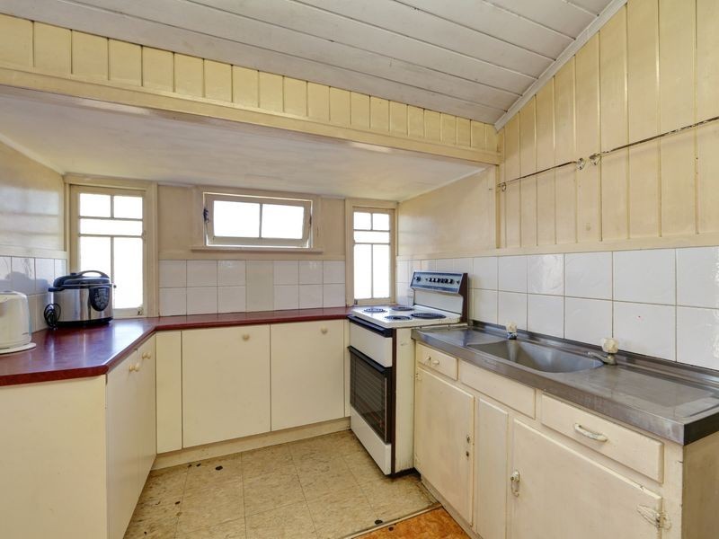 77 Elliott Heads Road, Kepnock QLD 4670