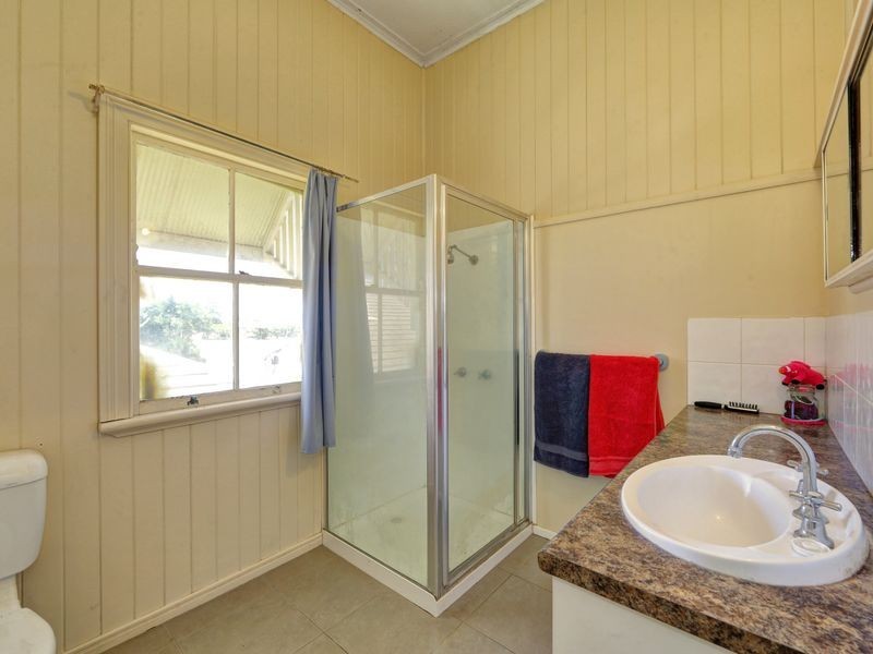 77 Elliott Heads Road, Kepnock QLD 4670