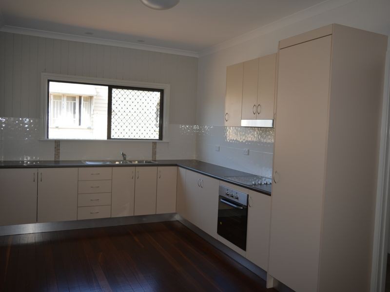 7 Cullen St, Walkervale QLD 4670