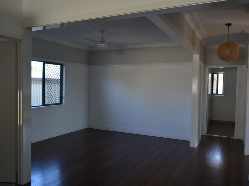 7 Cullen St, Walkervale QLD 4670
