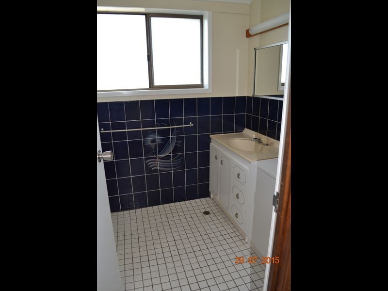 4/2 Enterprise Street, Svensson Heights QLD 4670