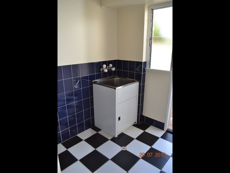 4/2 Enterprise Street, Svensson Heights QLD 4670