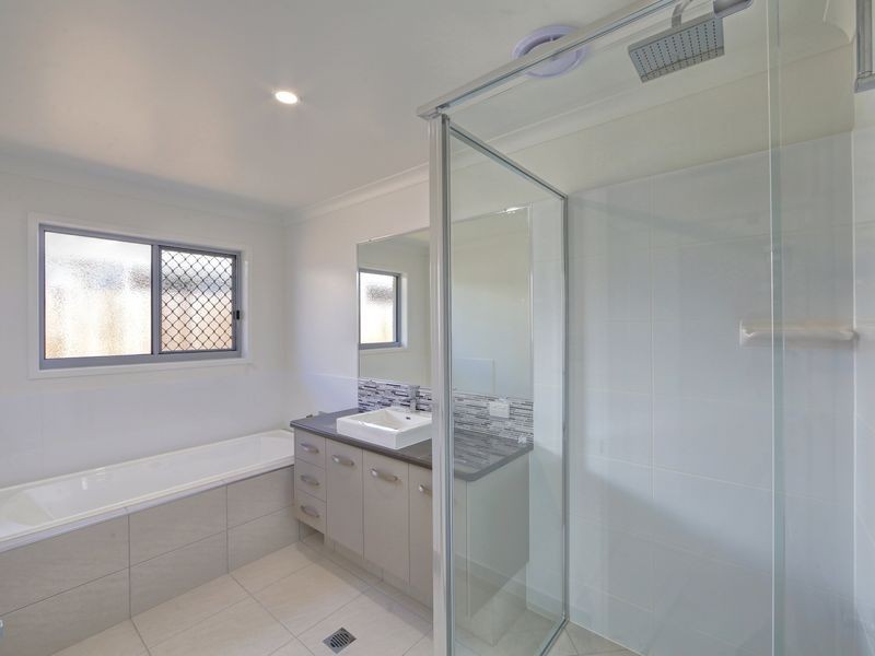 5 Pristine Close, Ashfield QLD 4670