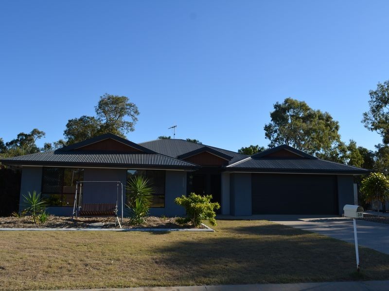 39 Regency Road, Moore Park Beach QLD 4670