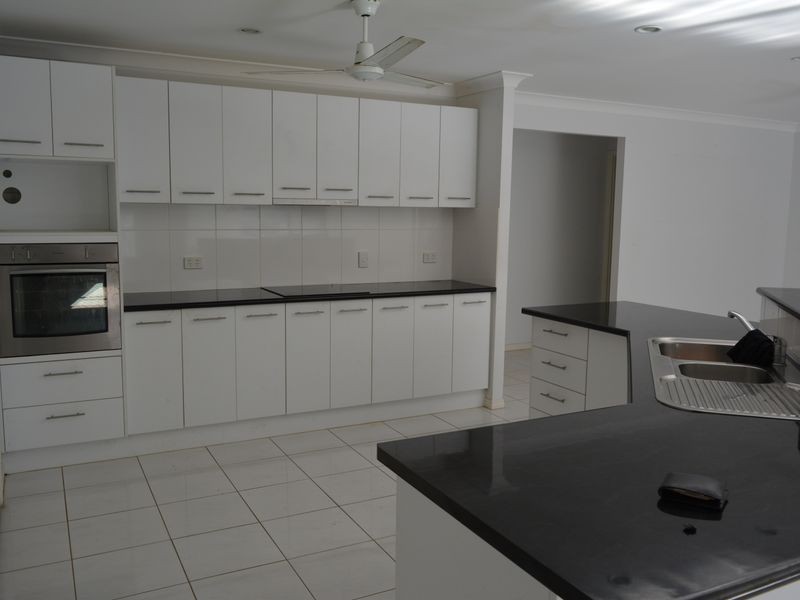 39 Regency Road, Moore Park Beach QLD 4670