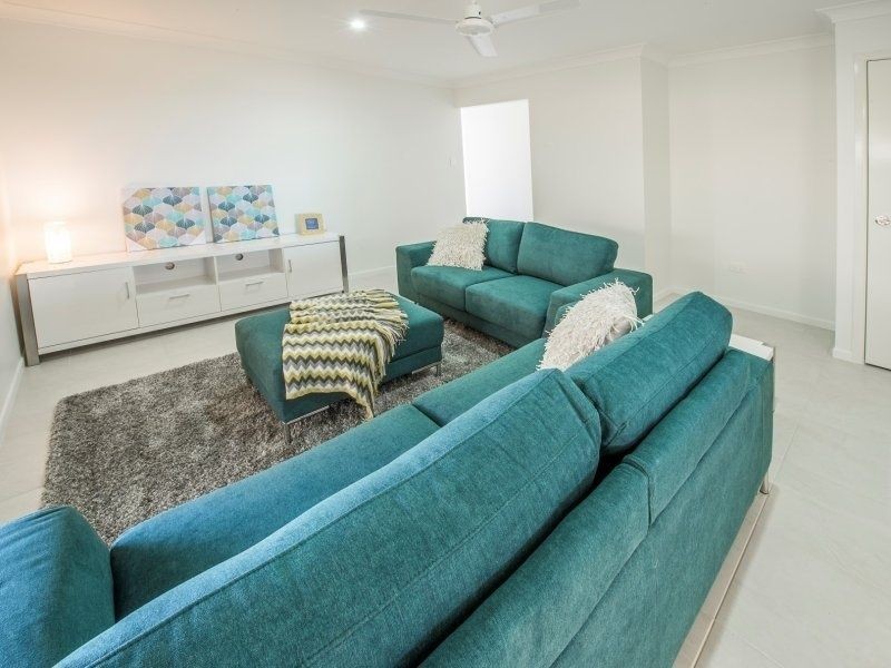 27 Mountney Street, Avoca QLD 4670