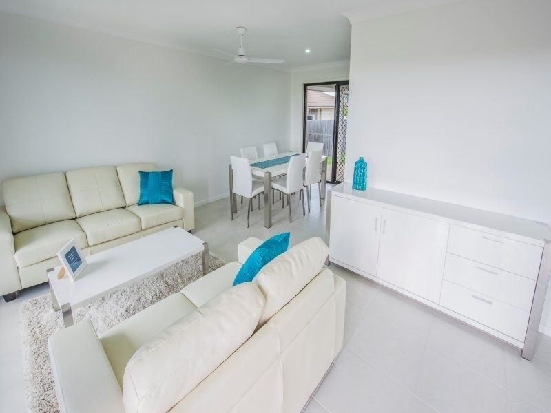 27 Mountney Street, Avoca QLD 4670