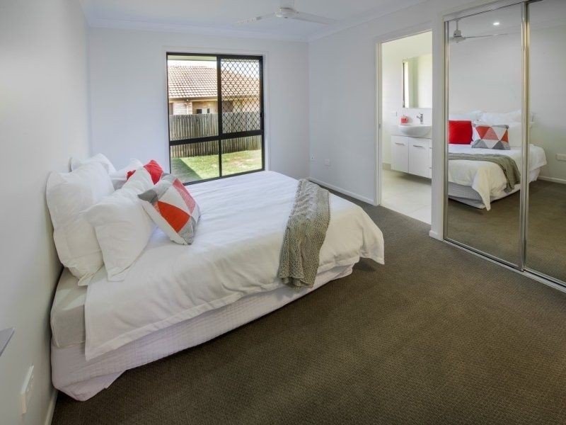 27 Mountney Street, Avoca QLD 4670