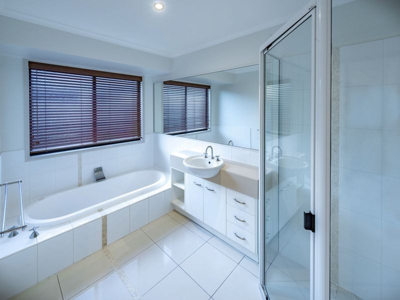 22 Serenity Drive, Kalkie QLD 4670