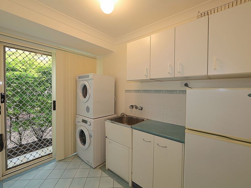 54 Esplanade, Elliott Heads QLD 4670