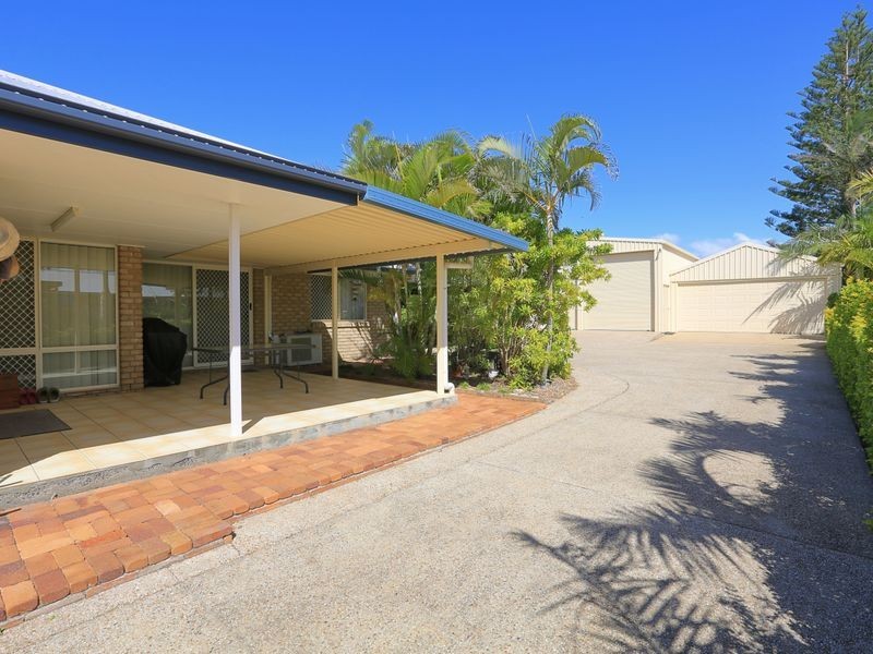 54 Esplanade, Elliott Heads QLD 4670