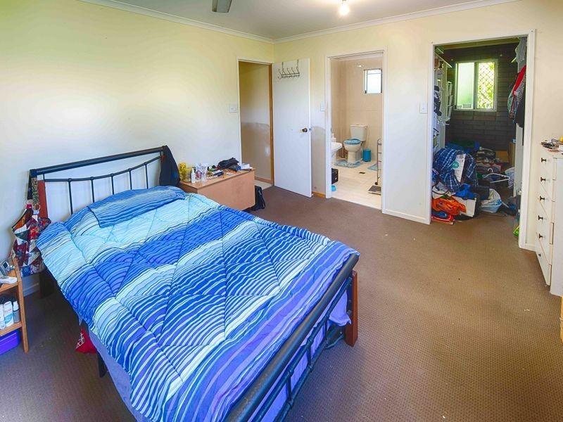 22 Acacia Street, Moore Park Beach QLD 4670