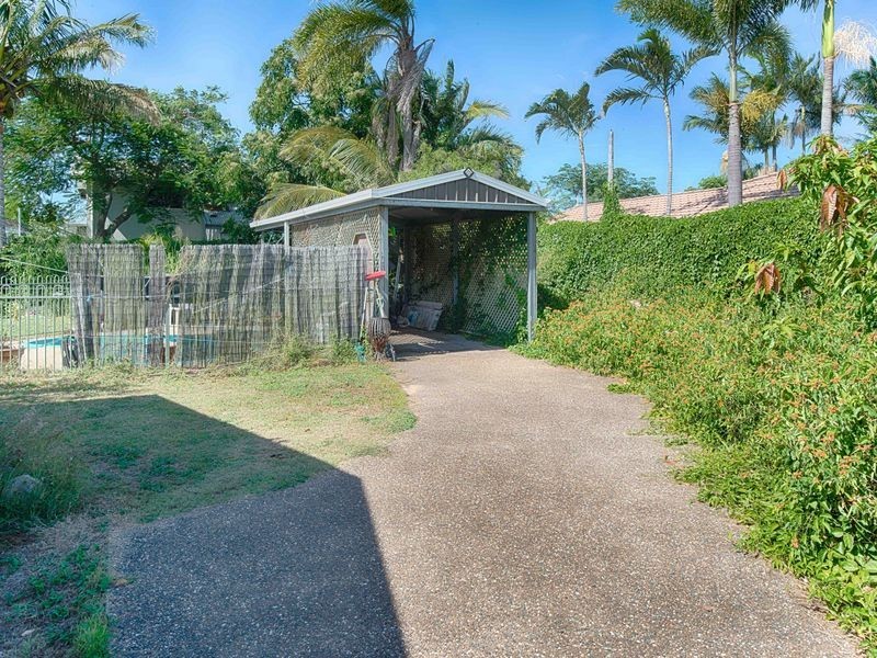22 Acacia Street, Moore Park Beach QLD 4670