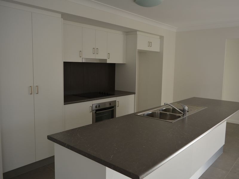 63 Hintz Street, Branyan QLD 4670