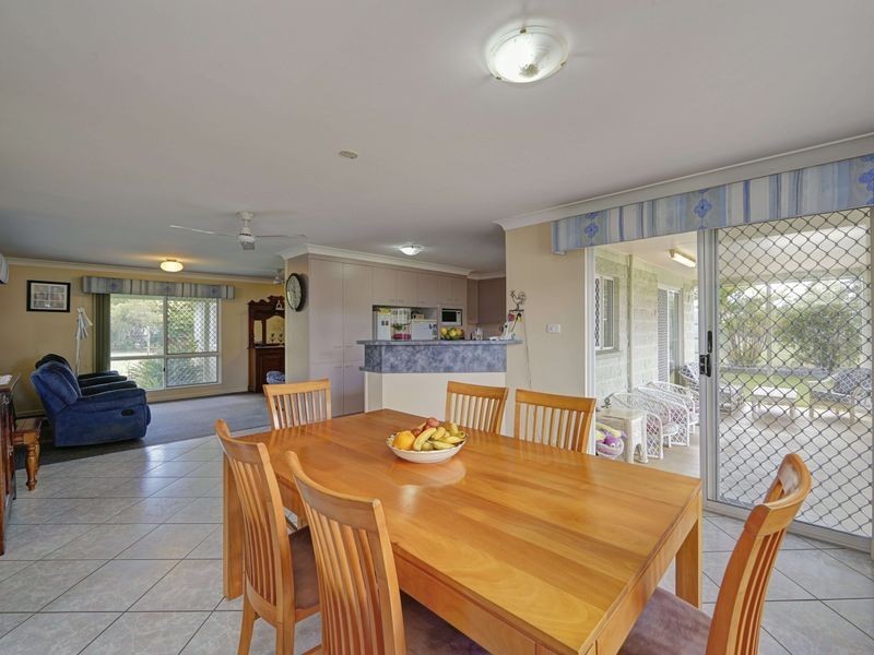 14 Polo Place, Branyan QLD 4670